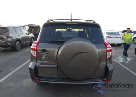 2010 Toyota Rav4 Limited V6 z USA, uszkodzony, nr VIN 2T3YK4DV5AW005704